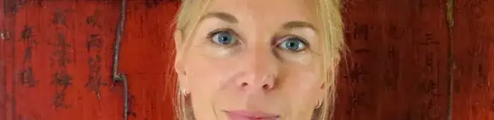 profile header image